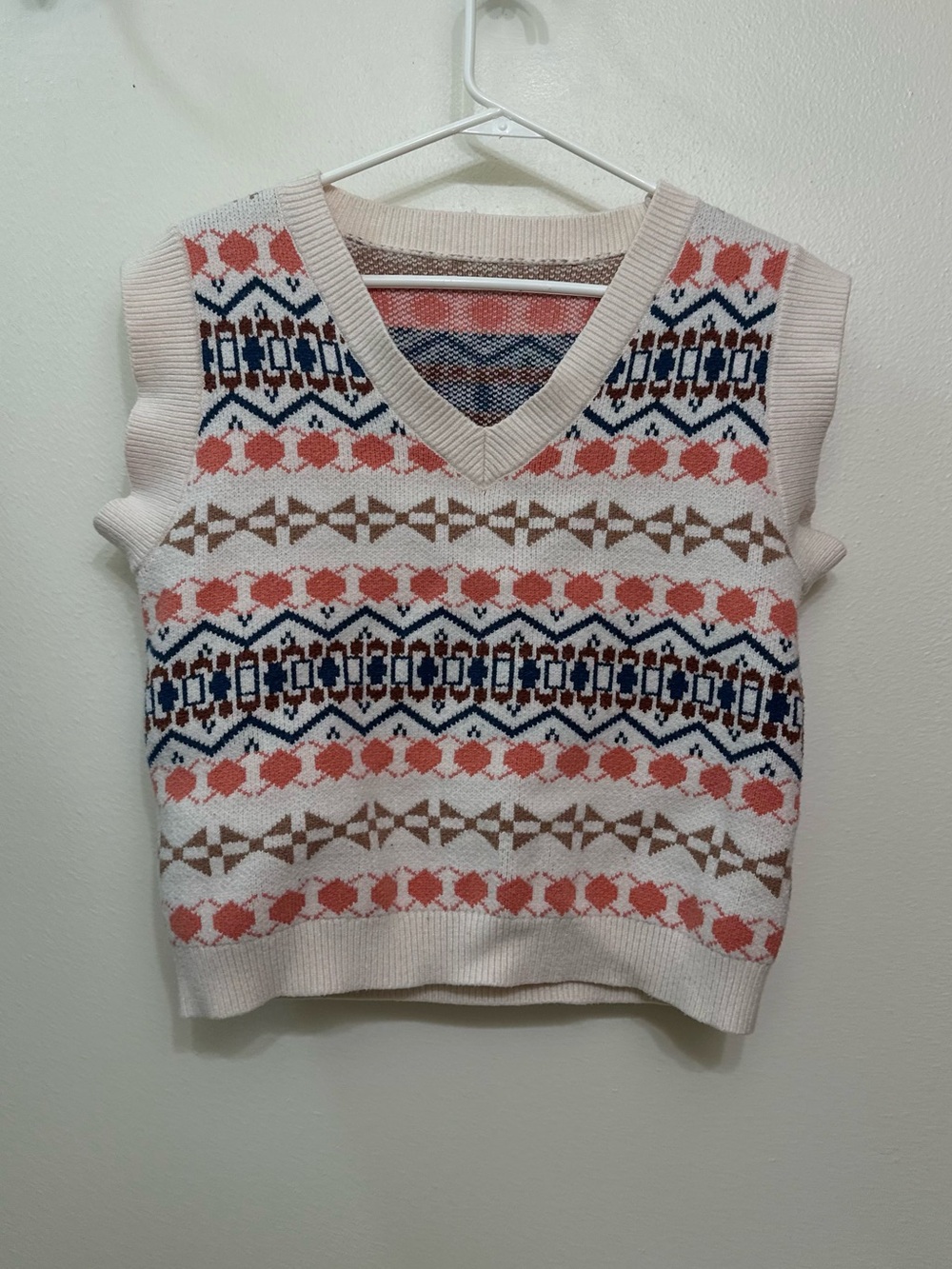 Cream and Coral Knit Sleeveless Sweater Vest